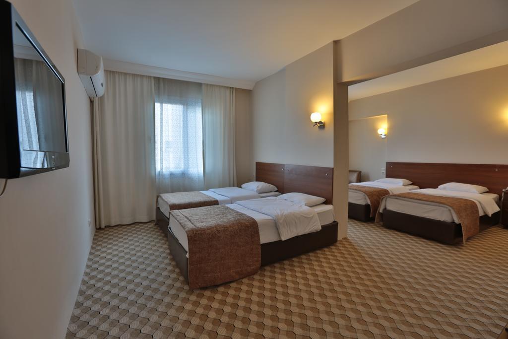 Hosta Otel Mersin  Eksteriør billede